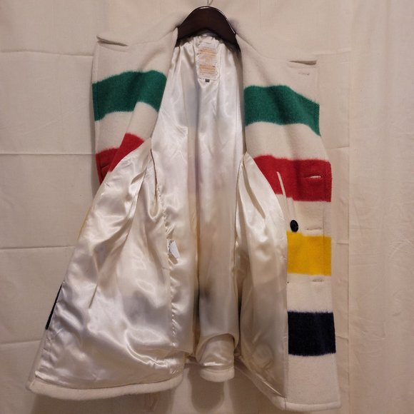 HUDSON'S BAY COMPANY HBC 100% Wool Blanket Coat - EXCELLENT CONDITION - Picture 7 of 14